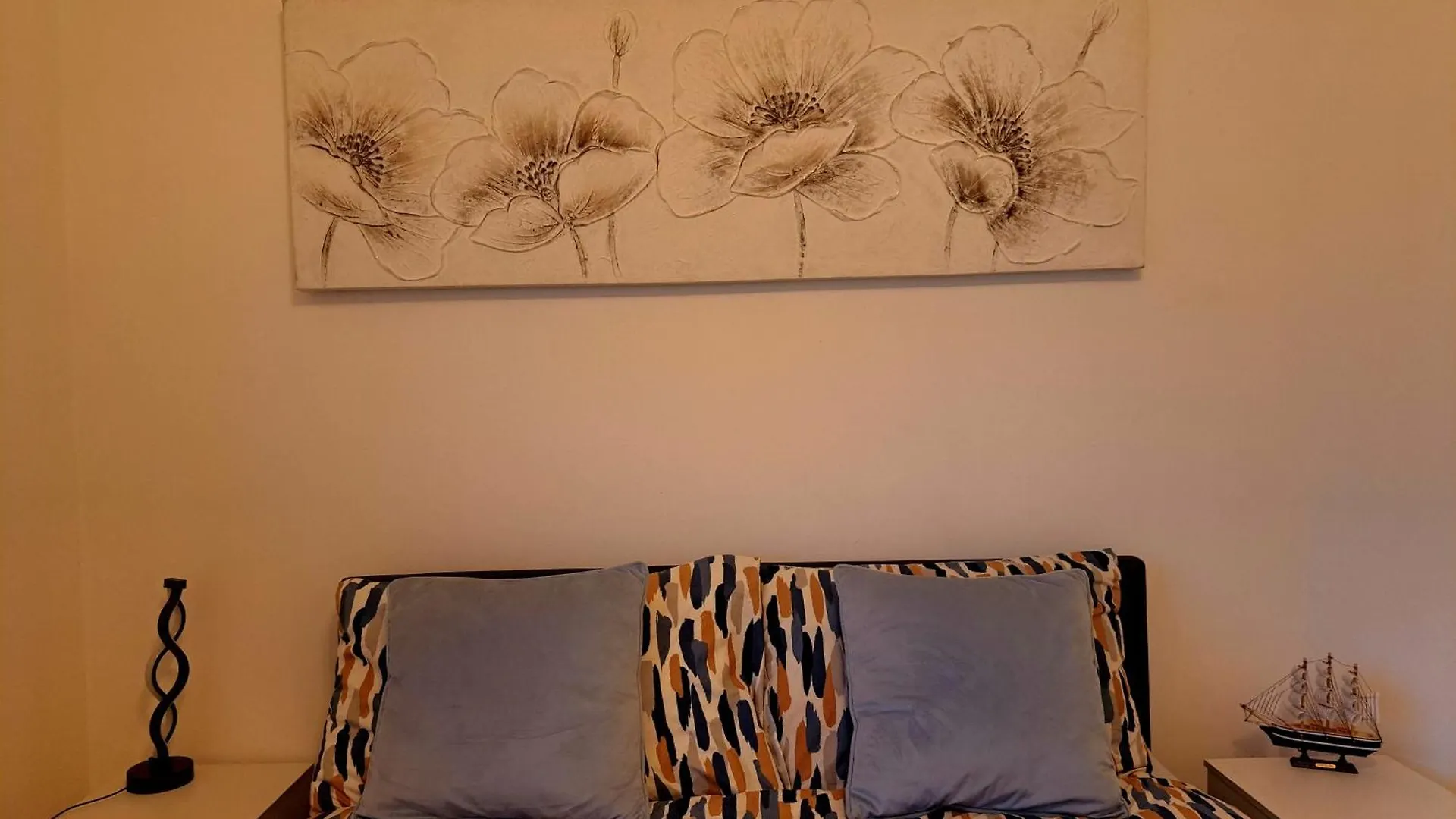 2 Bedroom House In Leeds - Sleeps 5 Wifi Parking 0*, Λιντς Ηνωμένο Βασίλειο