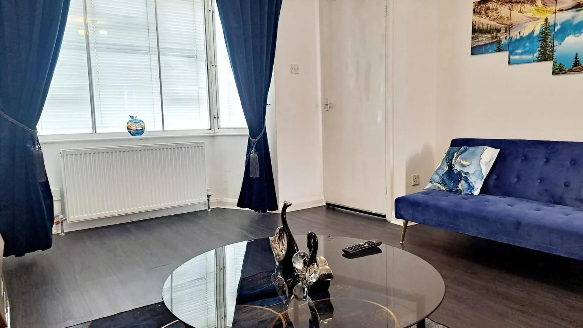 Σπίτι διακοπών 2 Bedroom House In Leeds - Sleeps 5 Wifi Parking